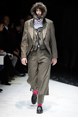 Comme des Garcons / - 2010-2011